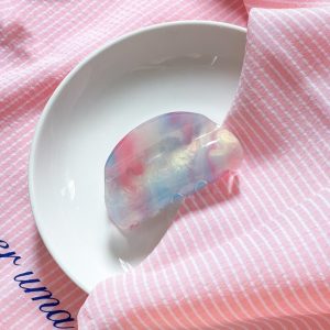 Harbour Housewares Marble Hair Claw Clip with Multi-Color Resin Hair Accessory